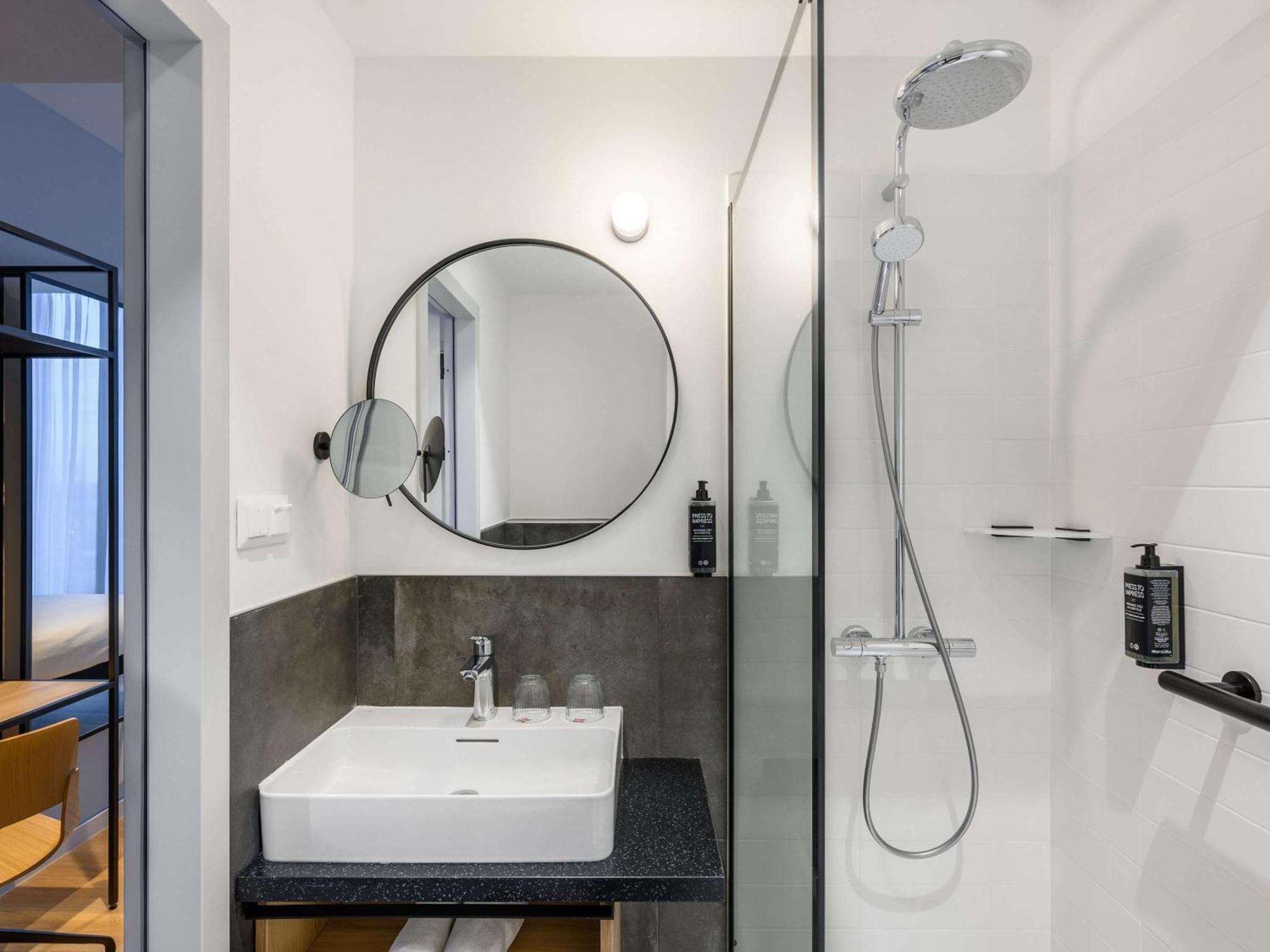 Ibis Budapest Stadium Экстерьер фото