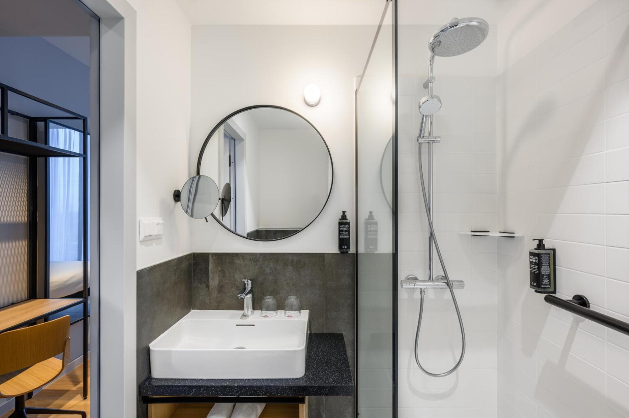 Ibis Budapest Stadium Экстерьер фото